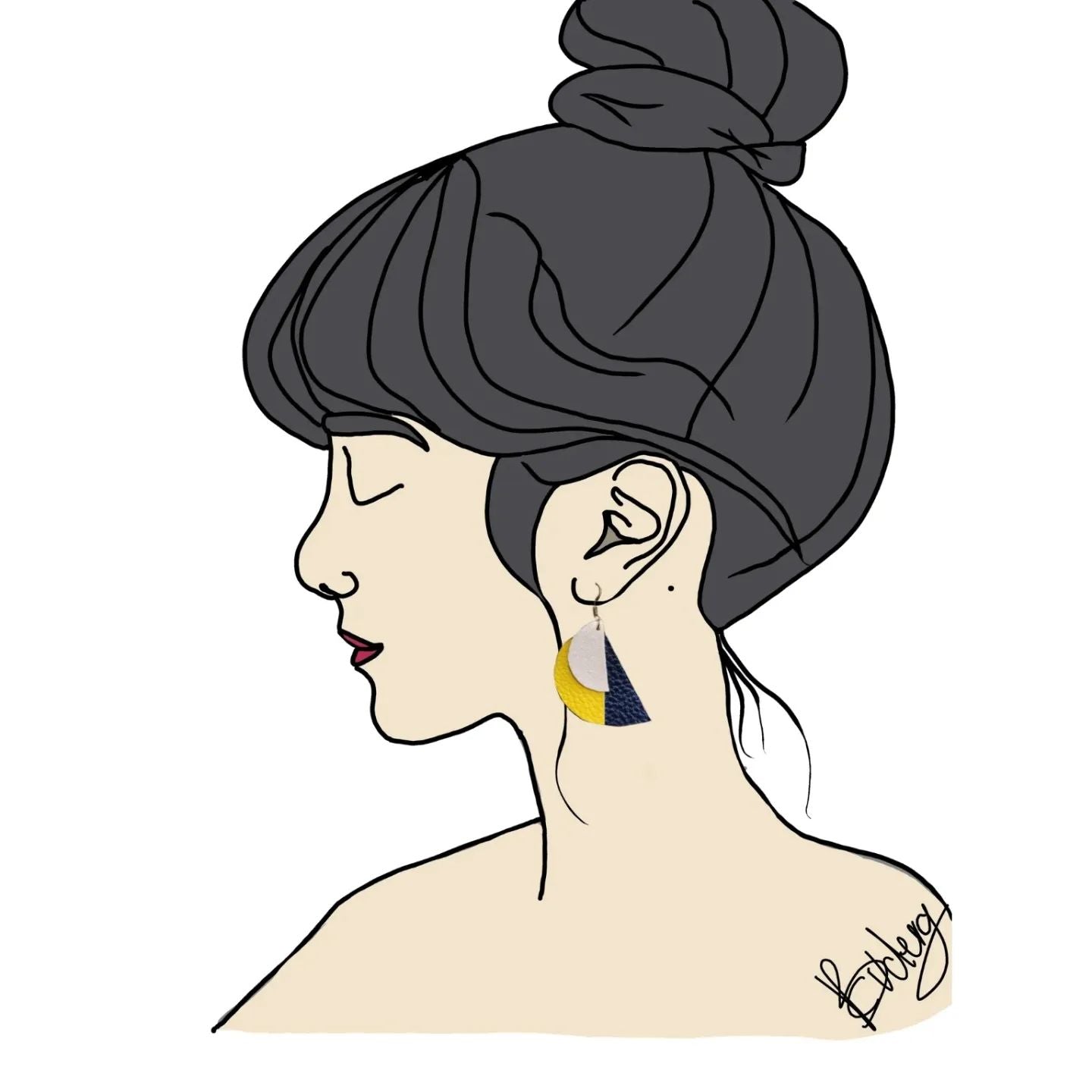 Earings and Keychain combo image 0